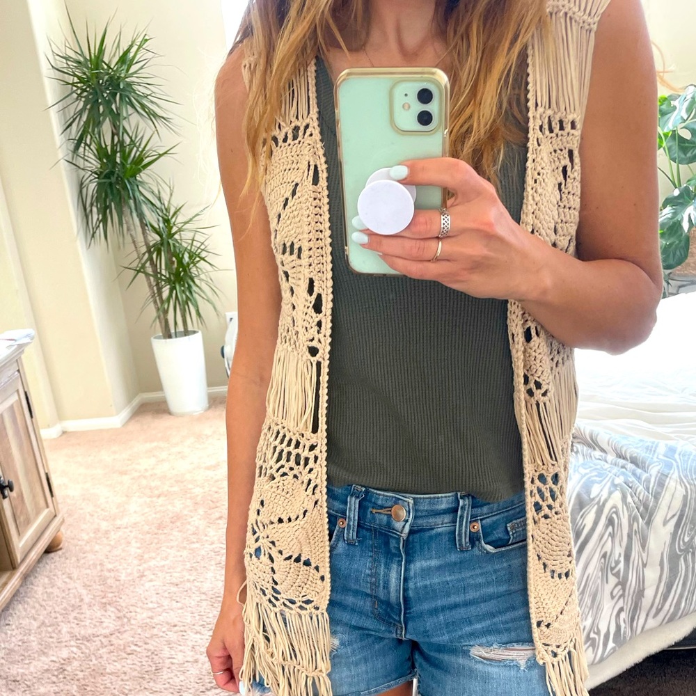 Holly Bracken vintage looking knit vest xs
